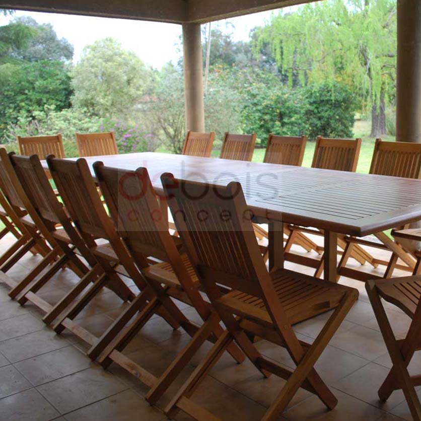 Conjunto de mesas y sillas para exterior Kind