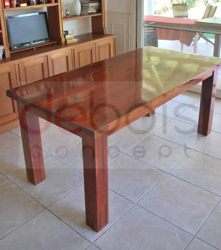 Mesa Rectangular de Cedro Macizo - Debois Muebles y Decoración Mesa Rectangular de Cedro Macizo - Debois Muebles y Decoración